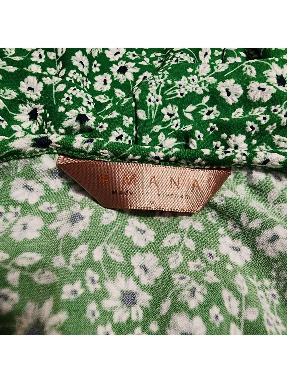 Amana Sleeveless Blouse Medium - Picture 5 of 6